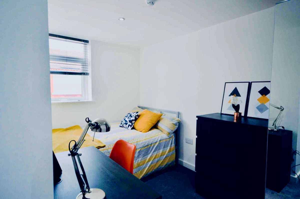 6 Beds 6 Baths 58 Portman Road, L15, Liverpool