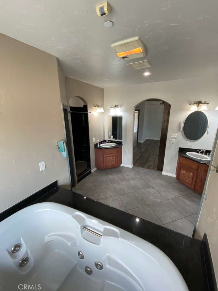 48240 80th W Lancaster CA, 9353663866150533633122