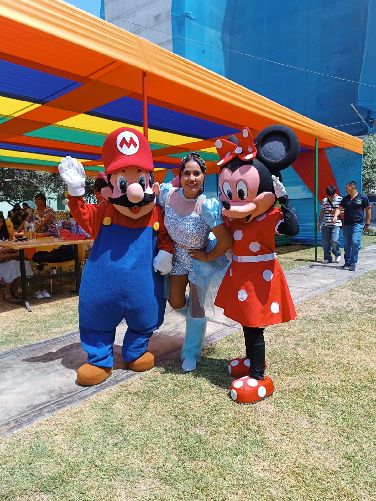 We Offer Children's Shows and Professional Entertainment for Parties