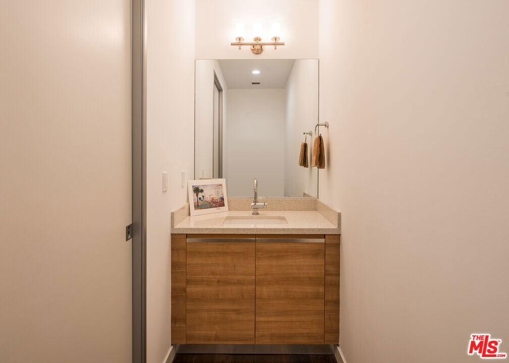 3111 VIA DOLCE 502 Marina Del Rey CA, 9029264119108811266120