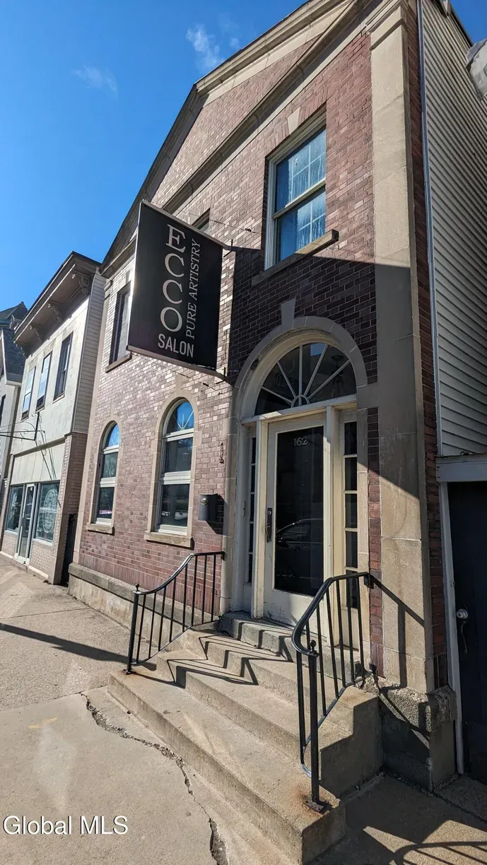 162 Lafayette Street Schenectady, NY 12305