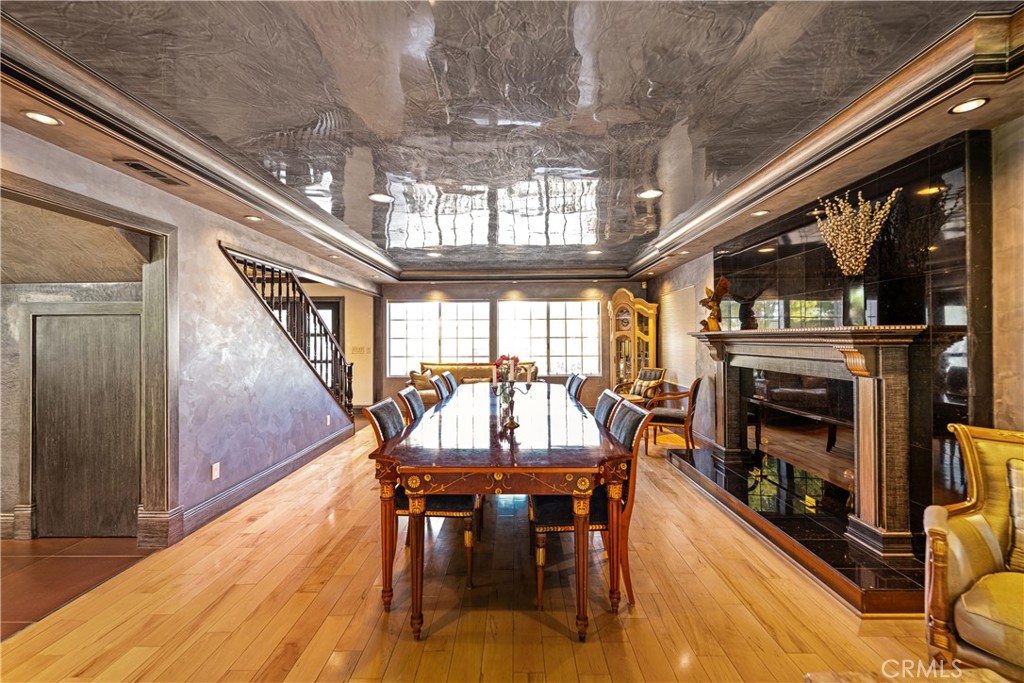 11372 Dona Teresa Drive, Studio City CA, 9160463644246323713121