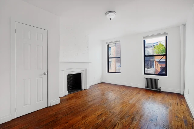 20 Cornelia Street63659698792835121