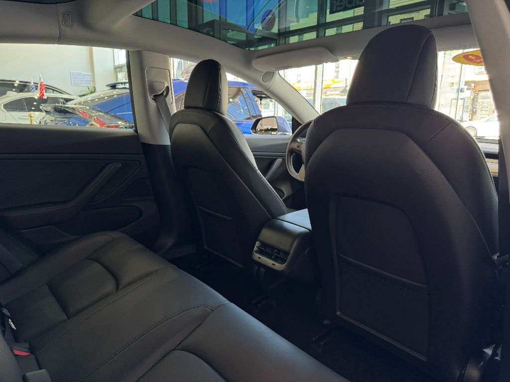 2019 TESLA MODEL 3 AWD 4D SEDAN LONG RANGE63326993867779122