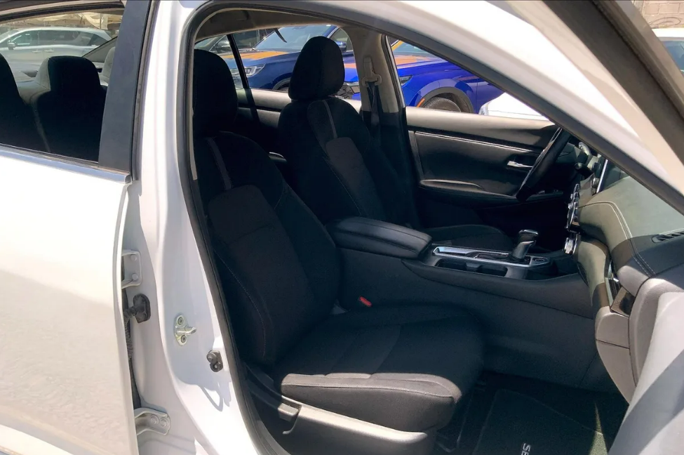 Nissan Sentra 202364683015444993126