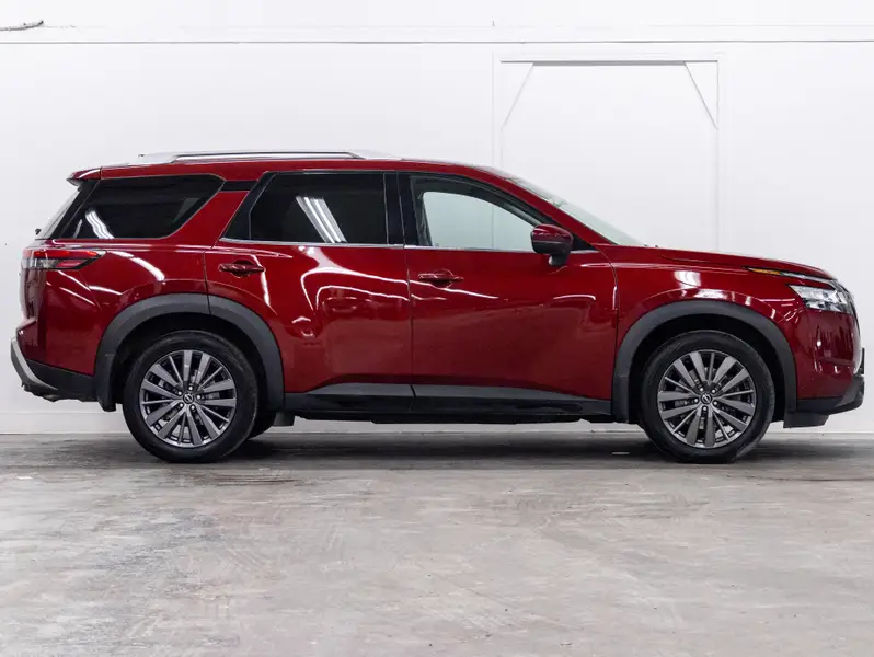 2023 Nissan Pathfinder64473229819393122