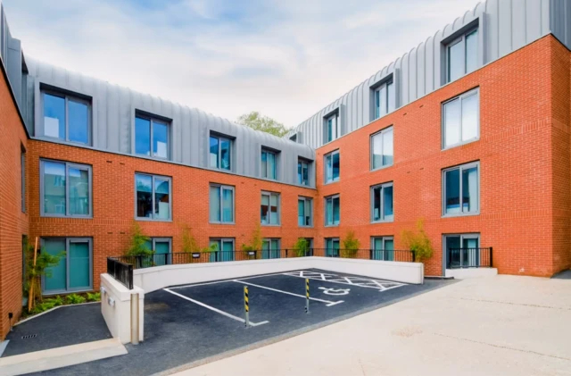 Cube Ealing