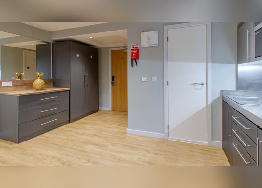 Crown House, Sheffield Prestige Studio