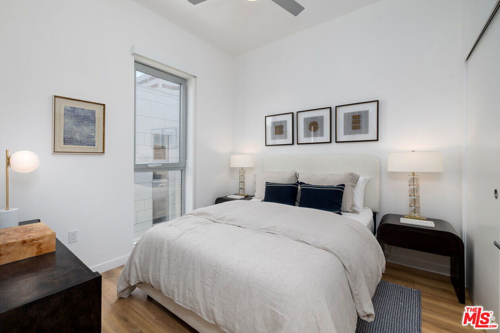 3223 Wilshire Boulevard 306 Santa Monica CA, 9040364112511215234122