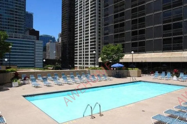 Lake Shore Plaza 112363656288041985121