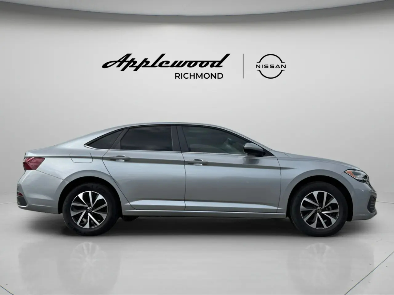 2023 Volkswagen® Jetta Trendline Auto  •  11,680  kilometres64119246150402123