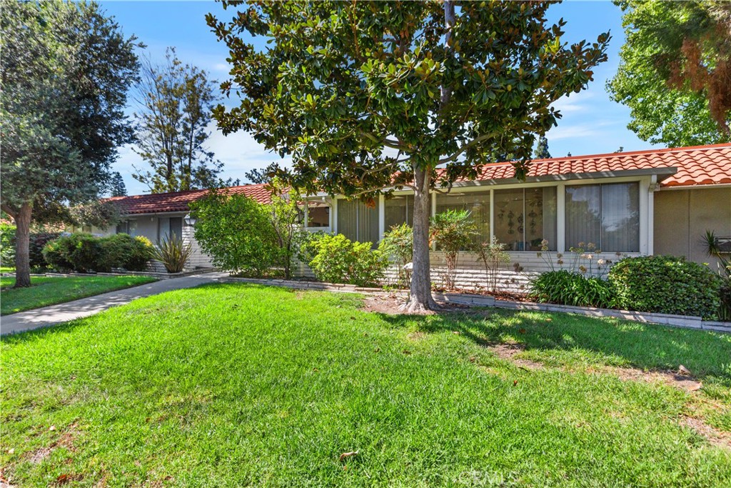 802 Ronda Mendoza N Laguna Woods CA, 9263764130048898433122