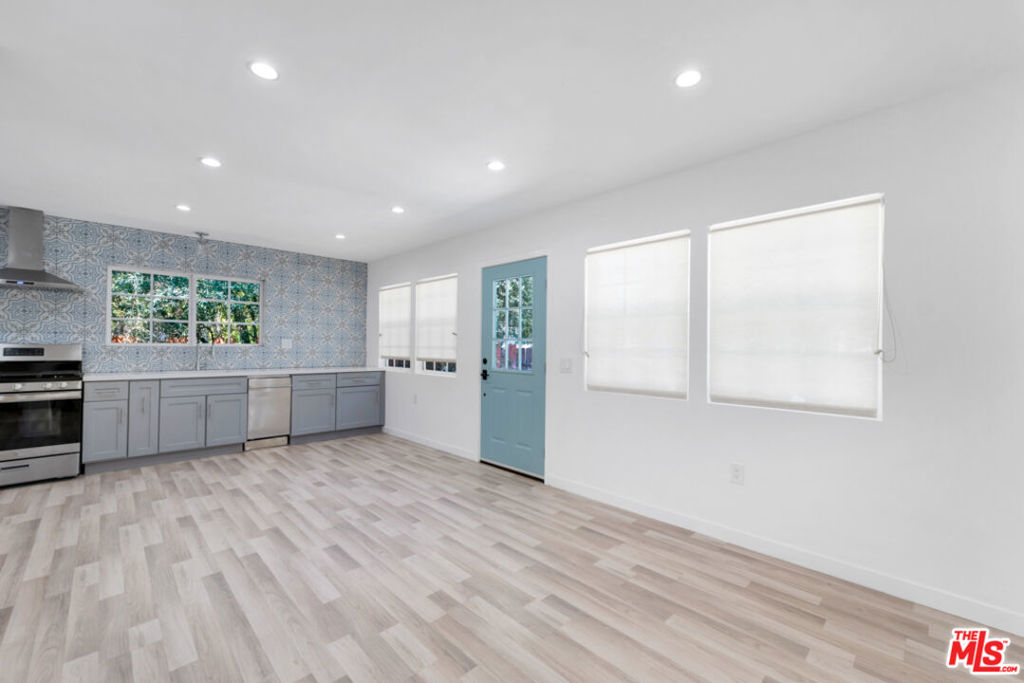 3214 Atwater Avenue Los Angeles CA, 9003963634728304385122
