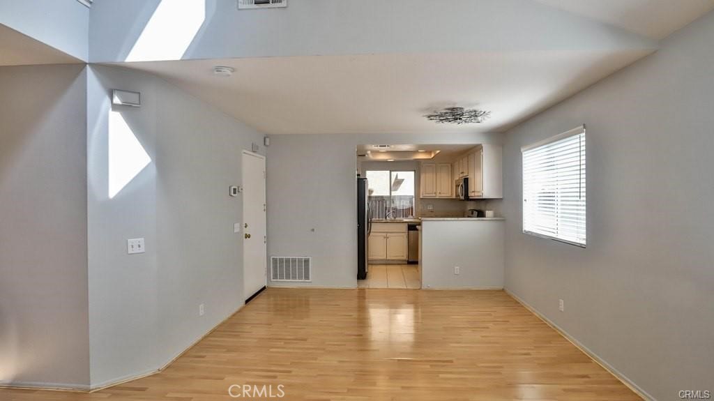 121 Calle Monet Lake Forest CA, 9261063646617416835121