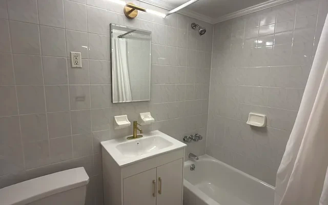 Whitehall Apartment63659807536513121