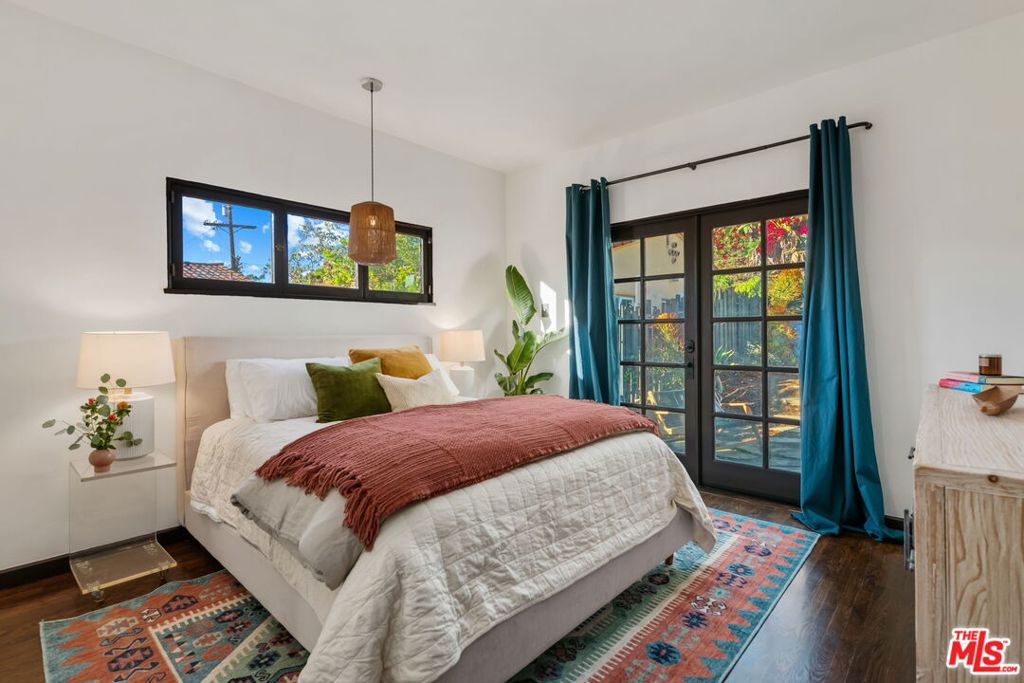 3311 Berkeley Avenue Los Angeles CA, 9002663770271336577122
