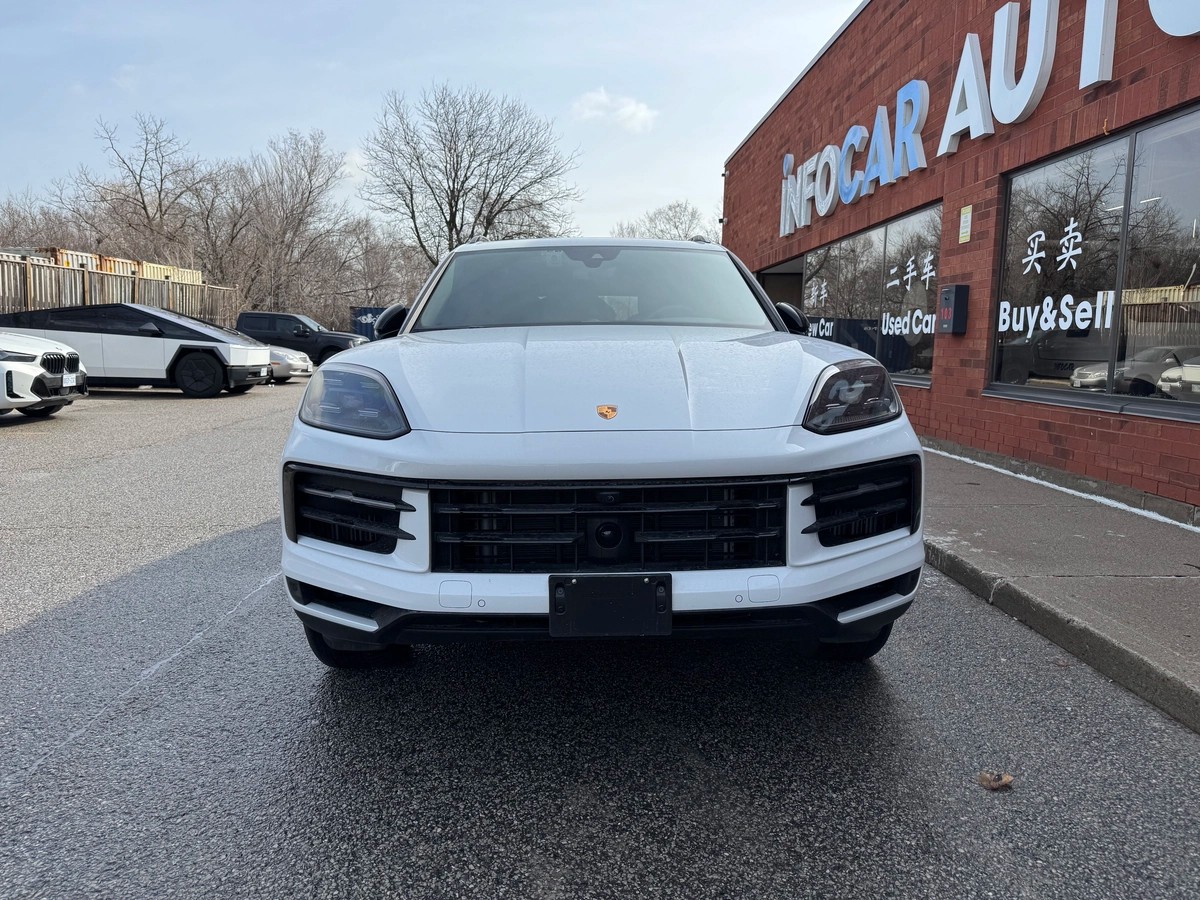 2024 Porsche Cayenne Base64154147291267122