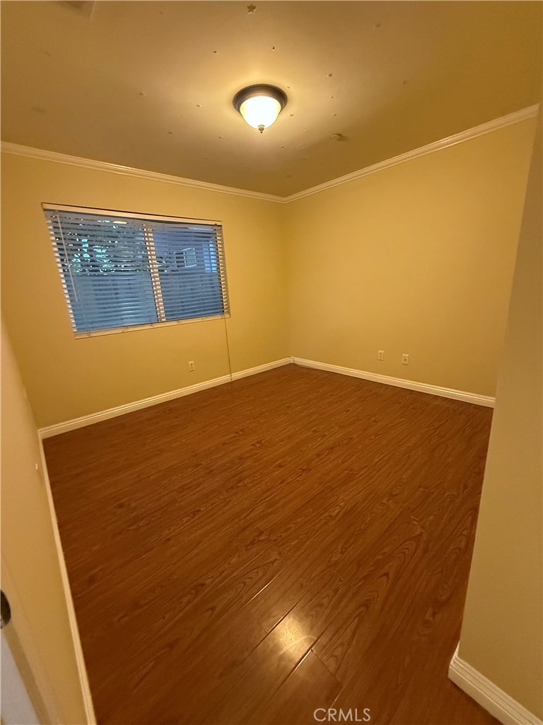 6855 Matilija Avenue Van Nuys CA, 9140563710050082433122