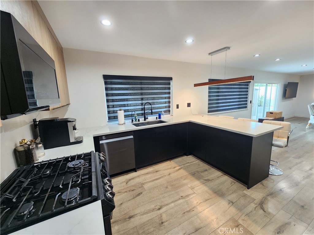 $5,500/mes 13367 Golden Valley Lane Granada Hills CA, 9134464135053214978121