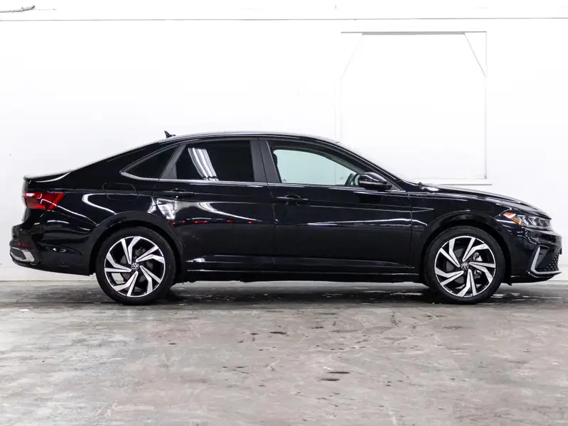 2025 Volkswagen Jetta63858463675905122