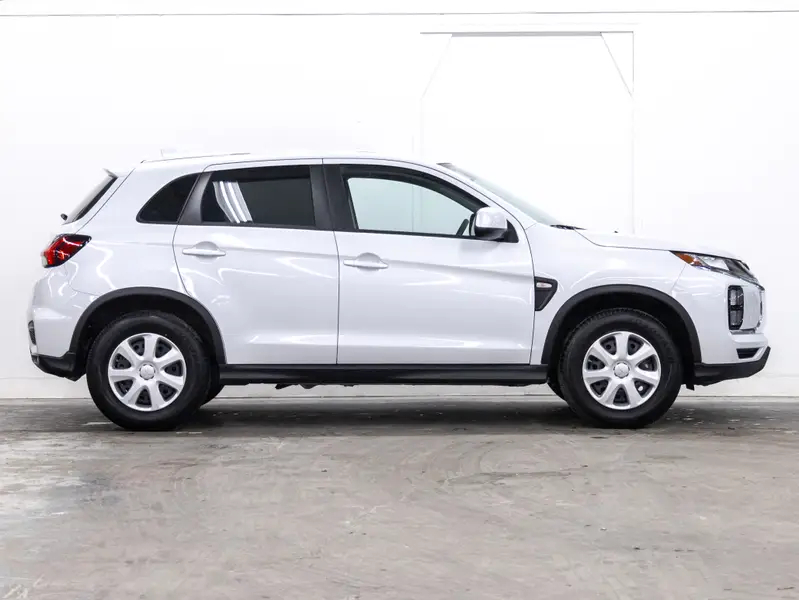 2024 Mitsubishi RVR