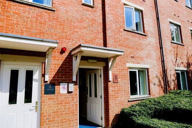 Upper Quay House64196021360641124
