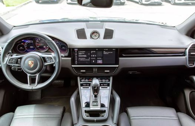 2019 PORSCHE CAYENNE SPORT UTILITY 4D63593911672321122