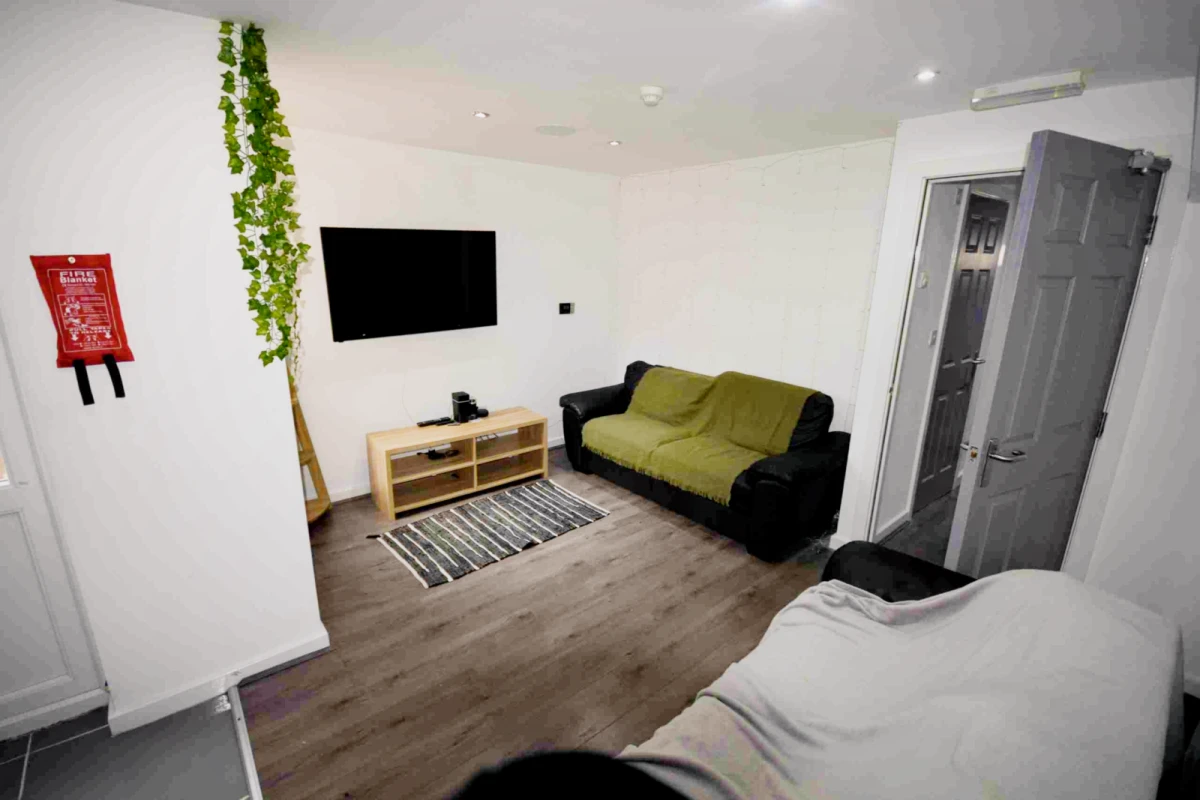 1 Beds 3 Baths 37 Cotswold Street, L7, Liverpool