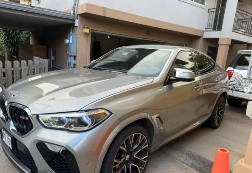 2022 BMW X6 M SUV 4D63527786720257121