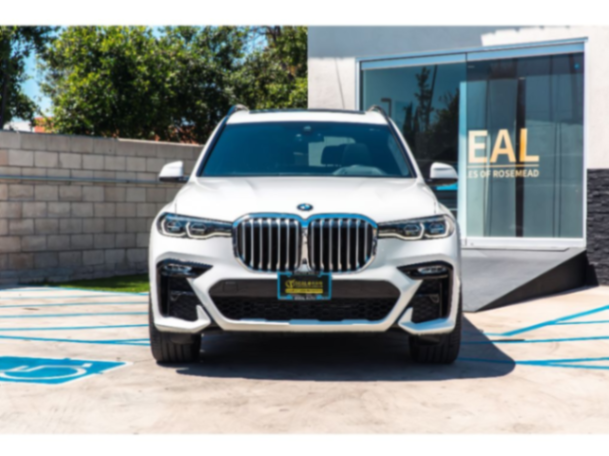 2022 BMW X7 X7 xDrive40i Sport M63325223403011121