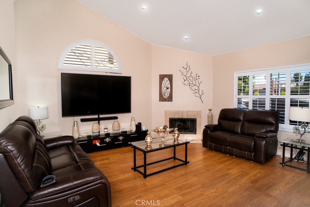 19928 Chase Street 2, Winnetka CA, 9130663632302062721122