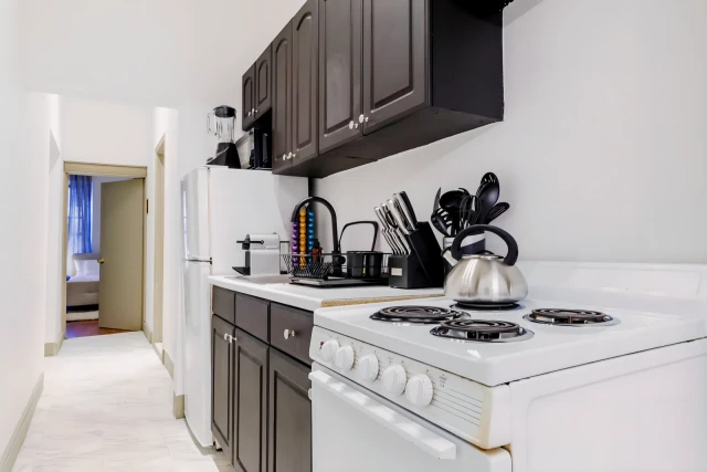 Hell's Kitchen: #29063592759935235121