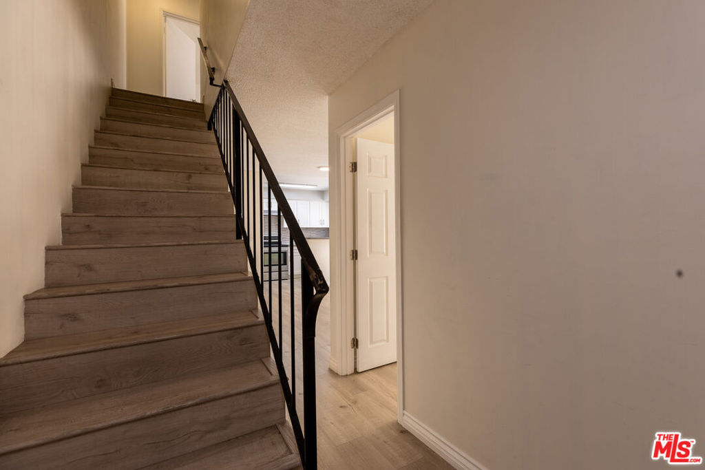1418 S BENTLEY Avenue 203 Los Angeles CA, 9002564108382955523122