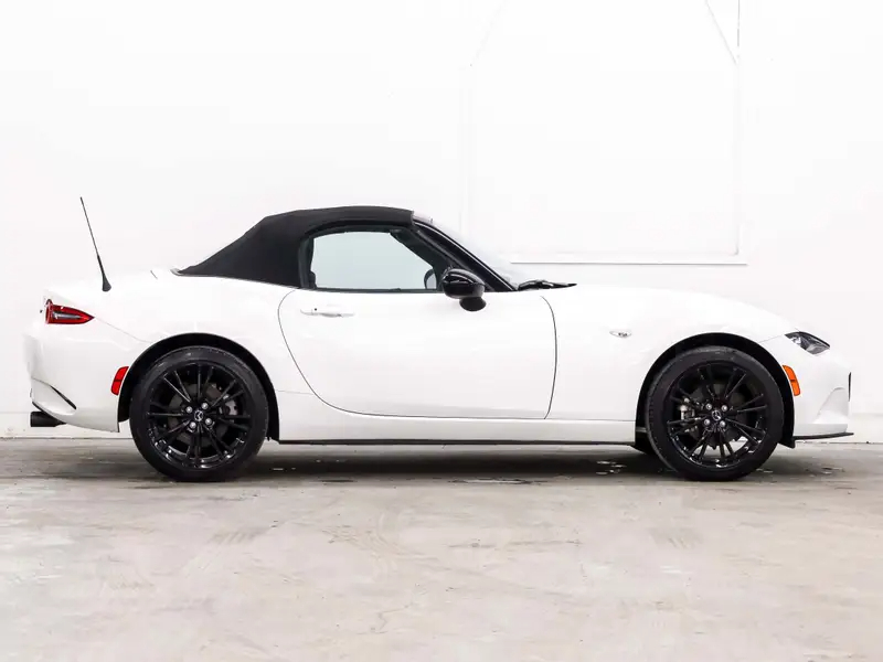 2024 Mazda MX-563780917751811123