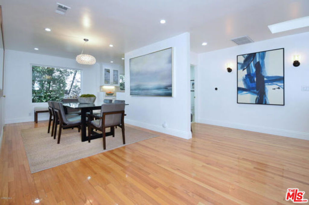 11314 Gladwin Street Los Angeles CA, 9004963866419349507121