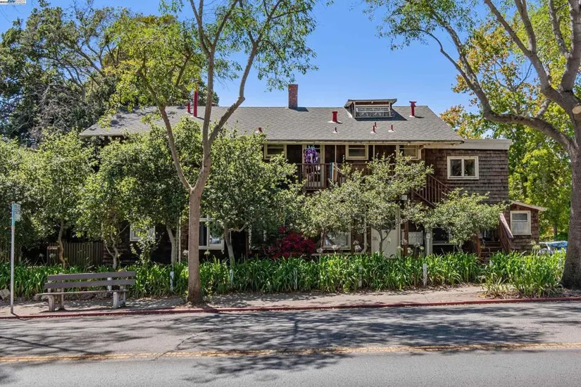 1300 Martin Luther King Jr Way, Berkeley, CA