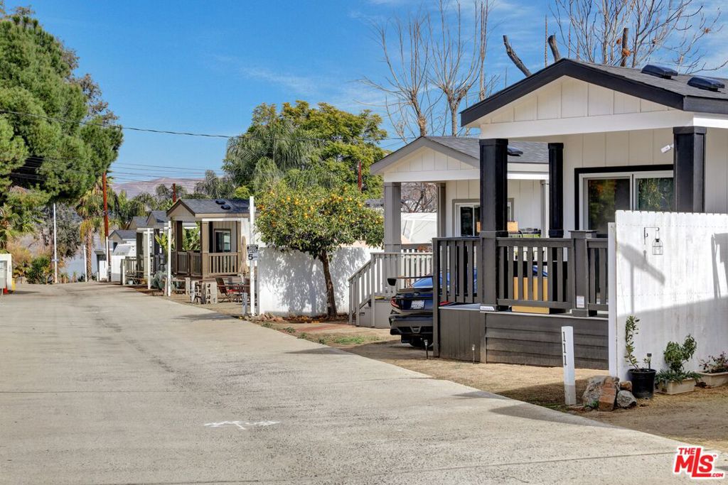 17650 Grand Avenue Lake Elsinore CA, 9253063788824392449120
