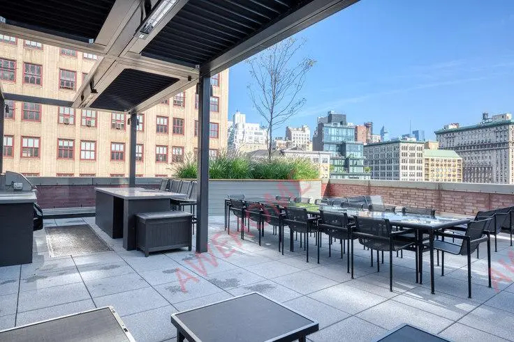 1 Union Sq S 55163555539258243124