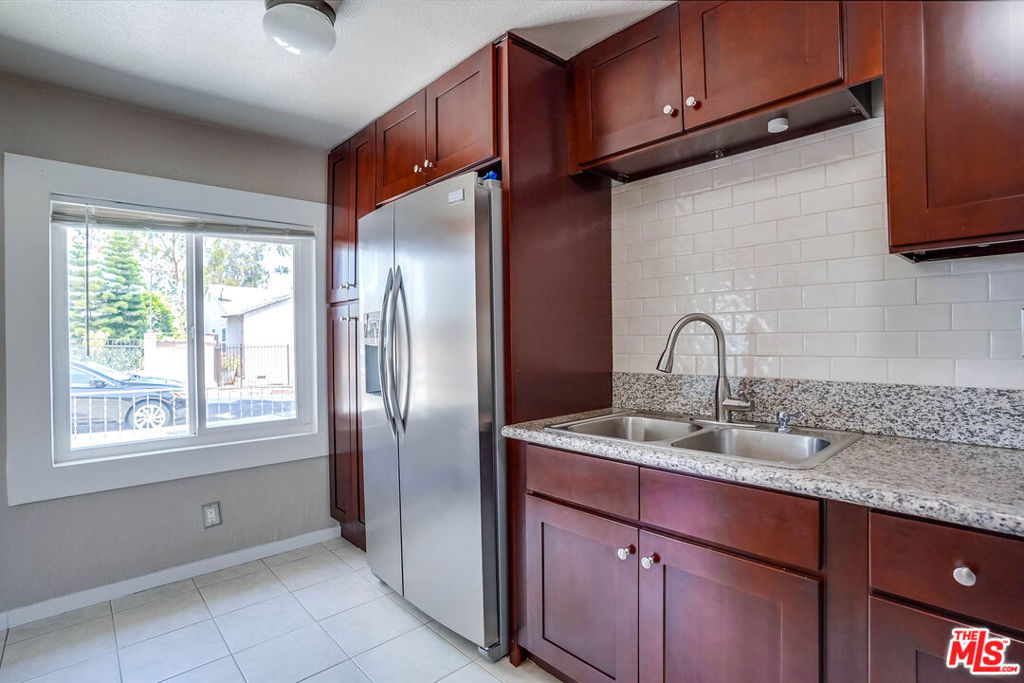 3046 Chadwick Drive Los Angeles CA, 9003263789032758531120