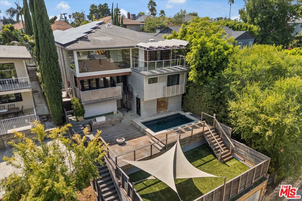 4075 Los Nietos Drive Los Angeles CA, 9002763711818828801120