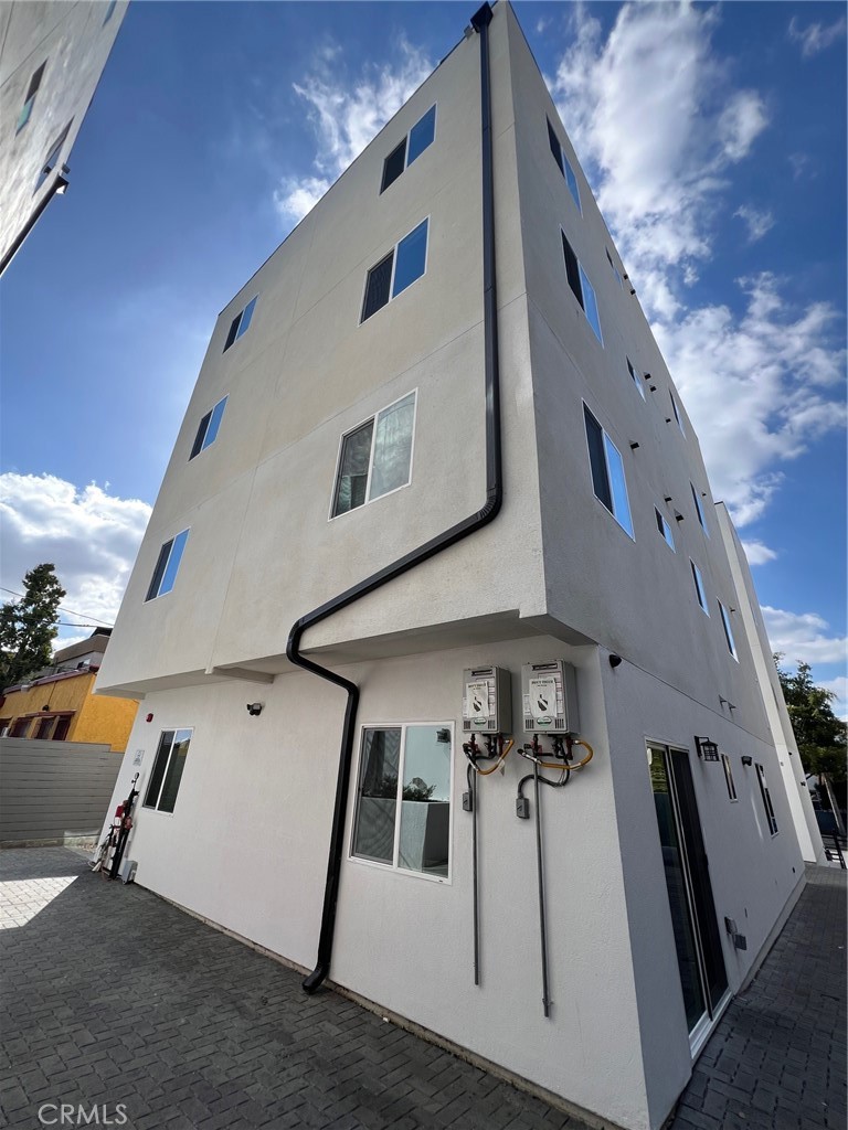 1218 Arapahoe St Los Angeles CA, 9000663813424397697121