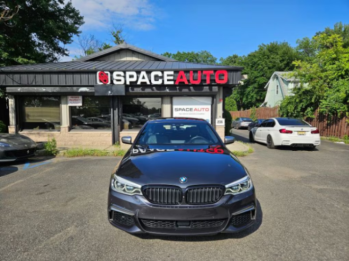 Pre-Owned 2018 BMW 5 Series M550i xDrive Sedan 4D63278464929283122