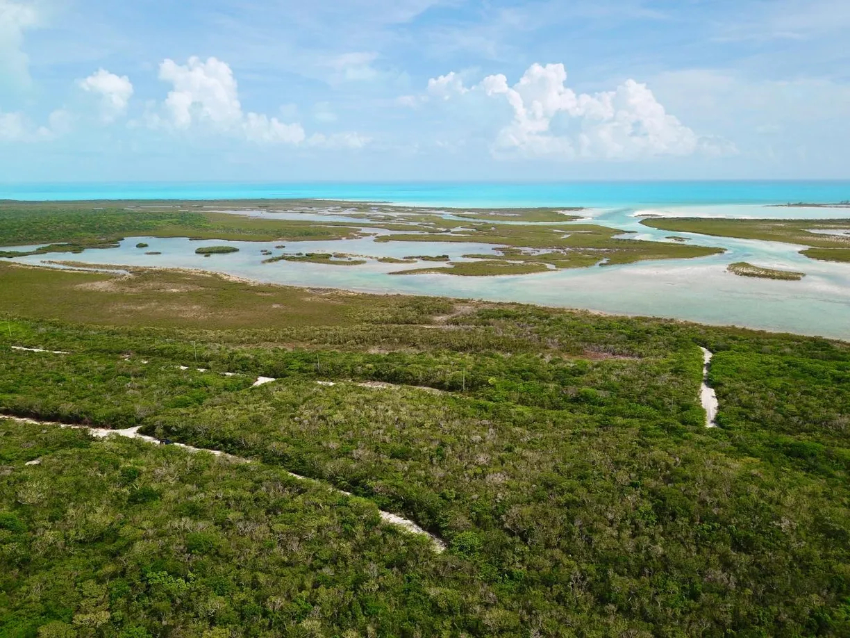 LOT 786/787 LAKEFRONT AVE