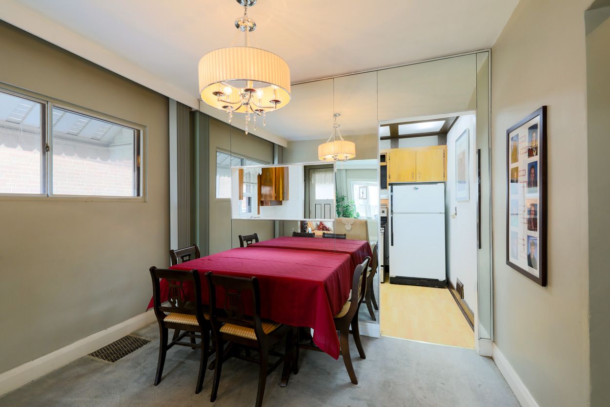 44 Freeman Street64598517851778121