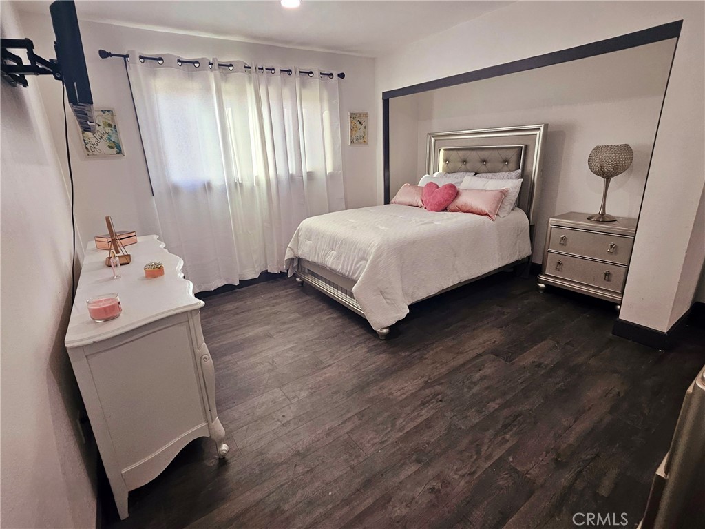 2492 Bradford Avenue, Highland CA, 9234663638034715905121
