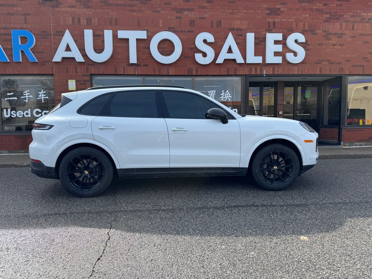 2024 Porsche Cayenne Base64154147291267121