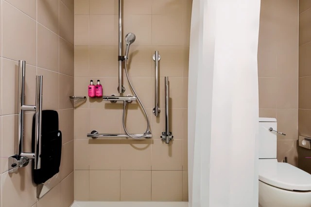 Moxy Glasgow SEC64165361825409121