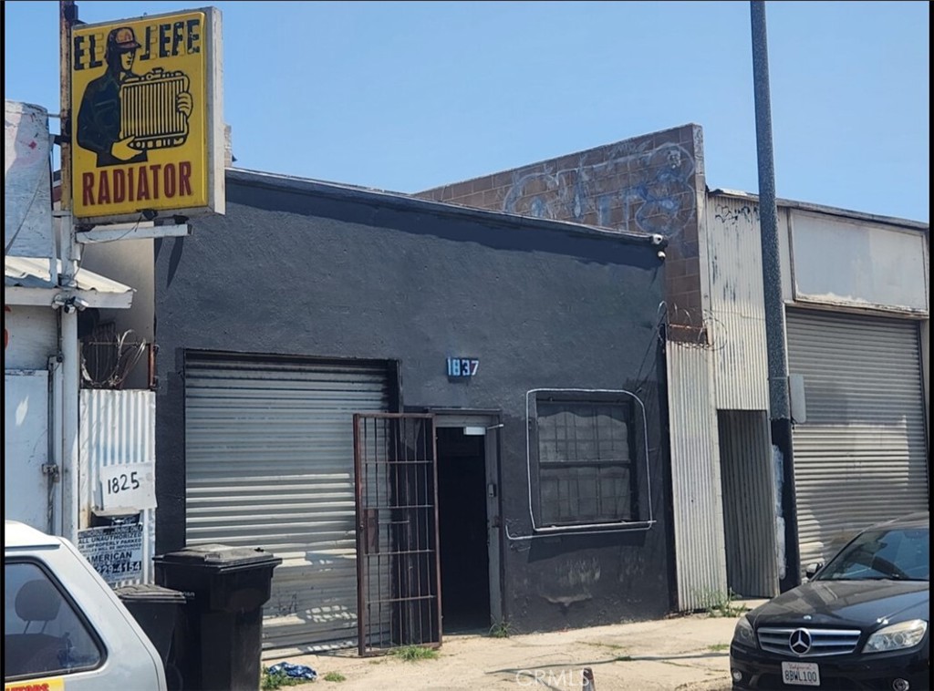 1837 E Slauson Avenue Los Angeles CA, 9005864130747497219120
