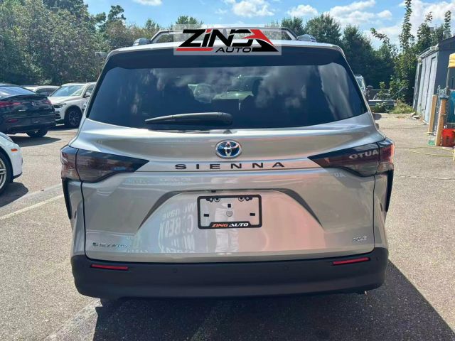 2025 TOYOTA SIENNA63689267075713123