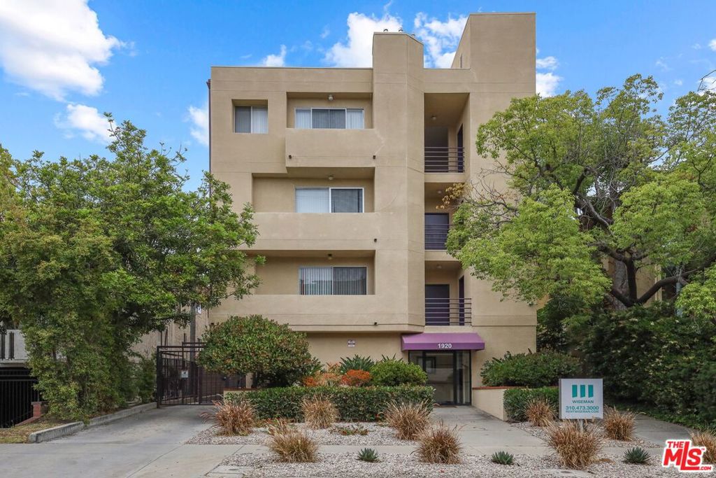 1920 Overland Avenue 101 Los Angeles CA, 9002564133690062209120